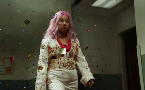 (Right) Stephanie Hsu as Joy, Evelyn’s daughter, just turned her opponent into a flurry of confetti. Photo courtesy of The Telegraph.
(Photo courtesy of The Telegraph.)
