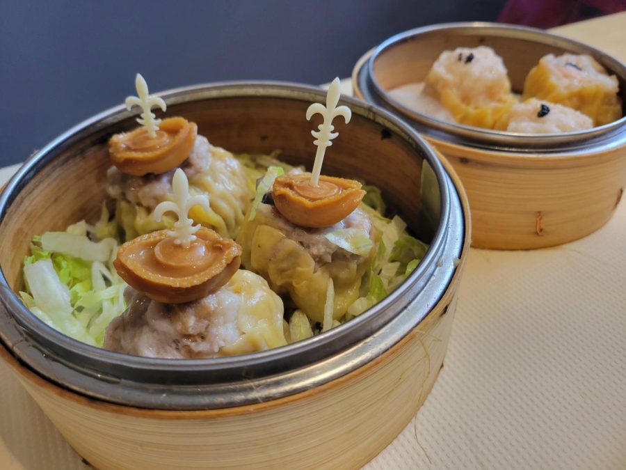 (Above) The Seafood Siu Mai was significantly larger than anything we had ever seen before. The insides were filled with twice as much meat as those in most restaurants and grocery stores. The abalone on top was an appreciated rarity in most dim sum restaurants. 

