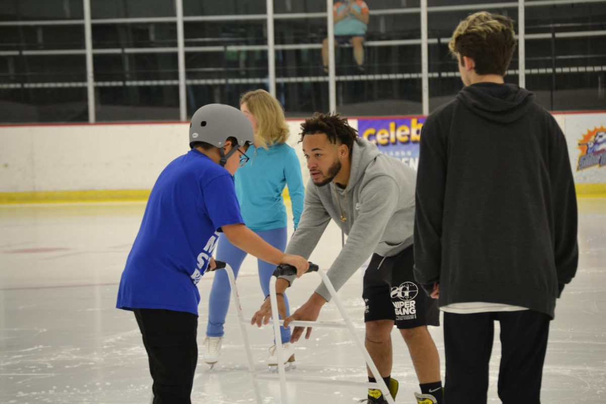 (Above) The majority of the volunteers are athletes who practice and train at the RDV. While most are younger athletes, professionals will join in now and then to help with the program. With the ice rink all to themselves, the program is able to create the perfect learning environment for these athletes to be able to have the one-on-one coaching and assistance they need.