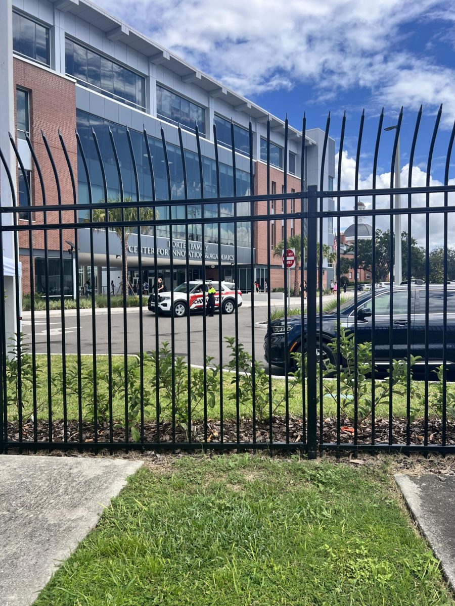 (Above) The outward slanted fencing surrounding Lake Highland's campus is a new addition to this year's extensive security measures. This fencing is extremely different from that of previous years that anyone could easily pass through. 