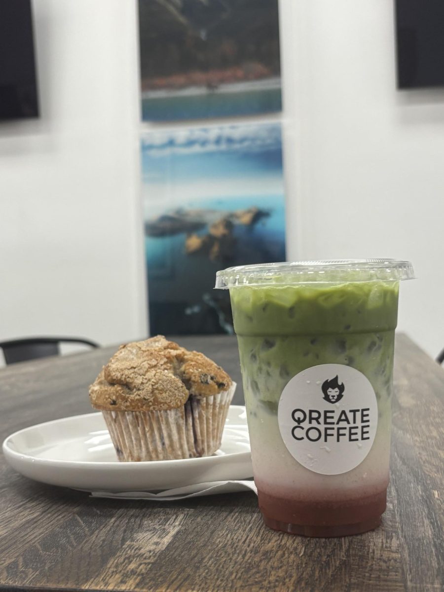 (Above) Some popular menu items from both seasonal and standard menu items include the Sweet Potato Latte, Pumpkin Matcha, and Purple Pearl.